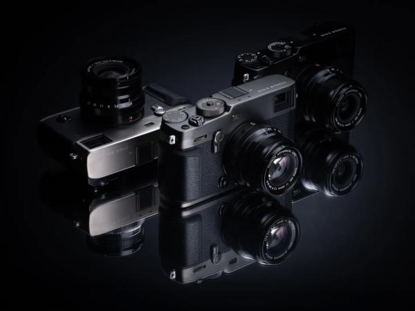 Среднеформатная камера Fujifilm GFX100RF выйдет в марте 2025 года